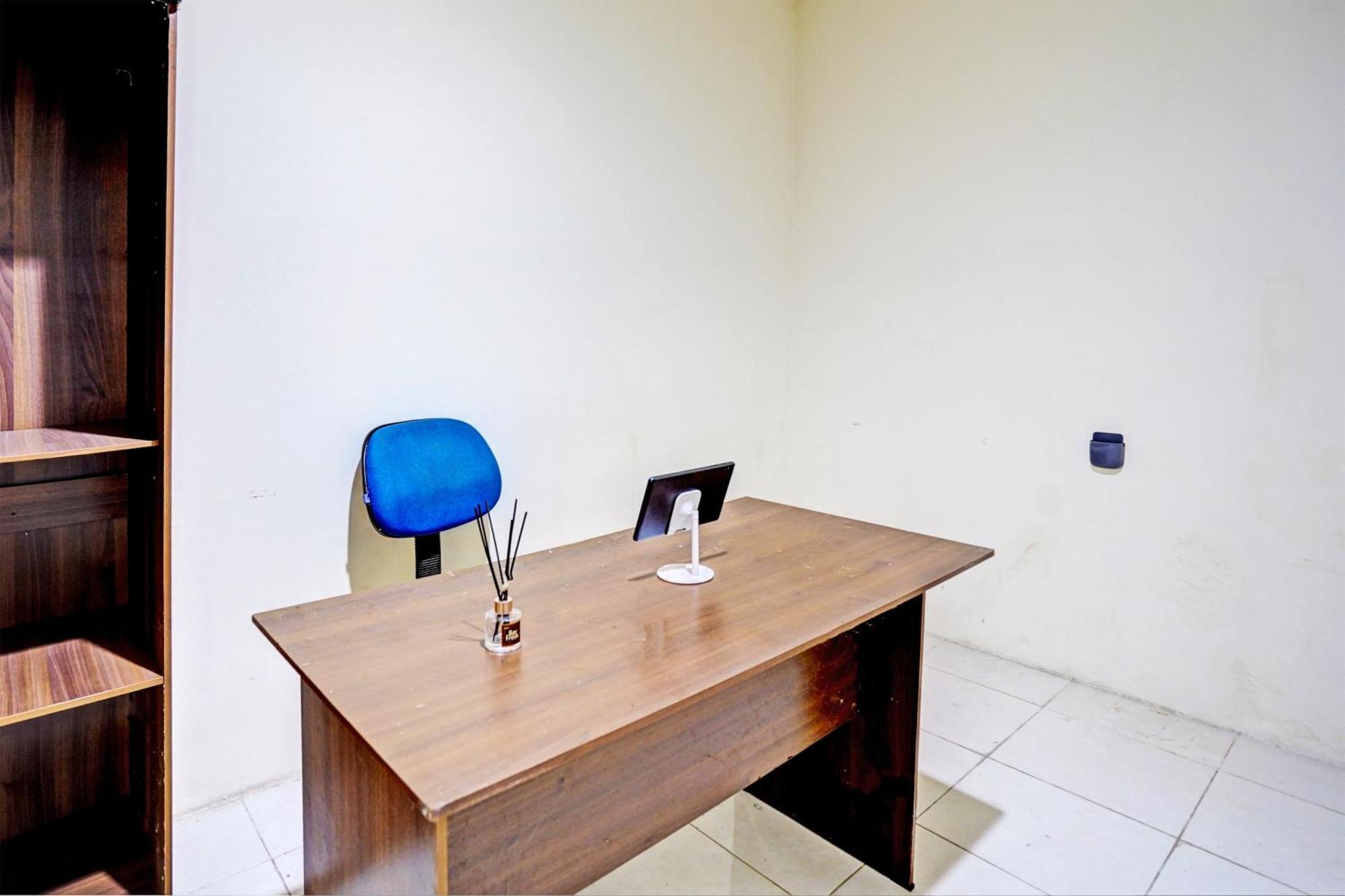Oyo 93112 Garden Homestay 3 Merlion Surabaya Dış mekan fotoğraf