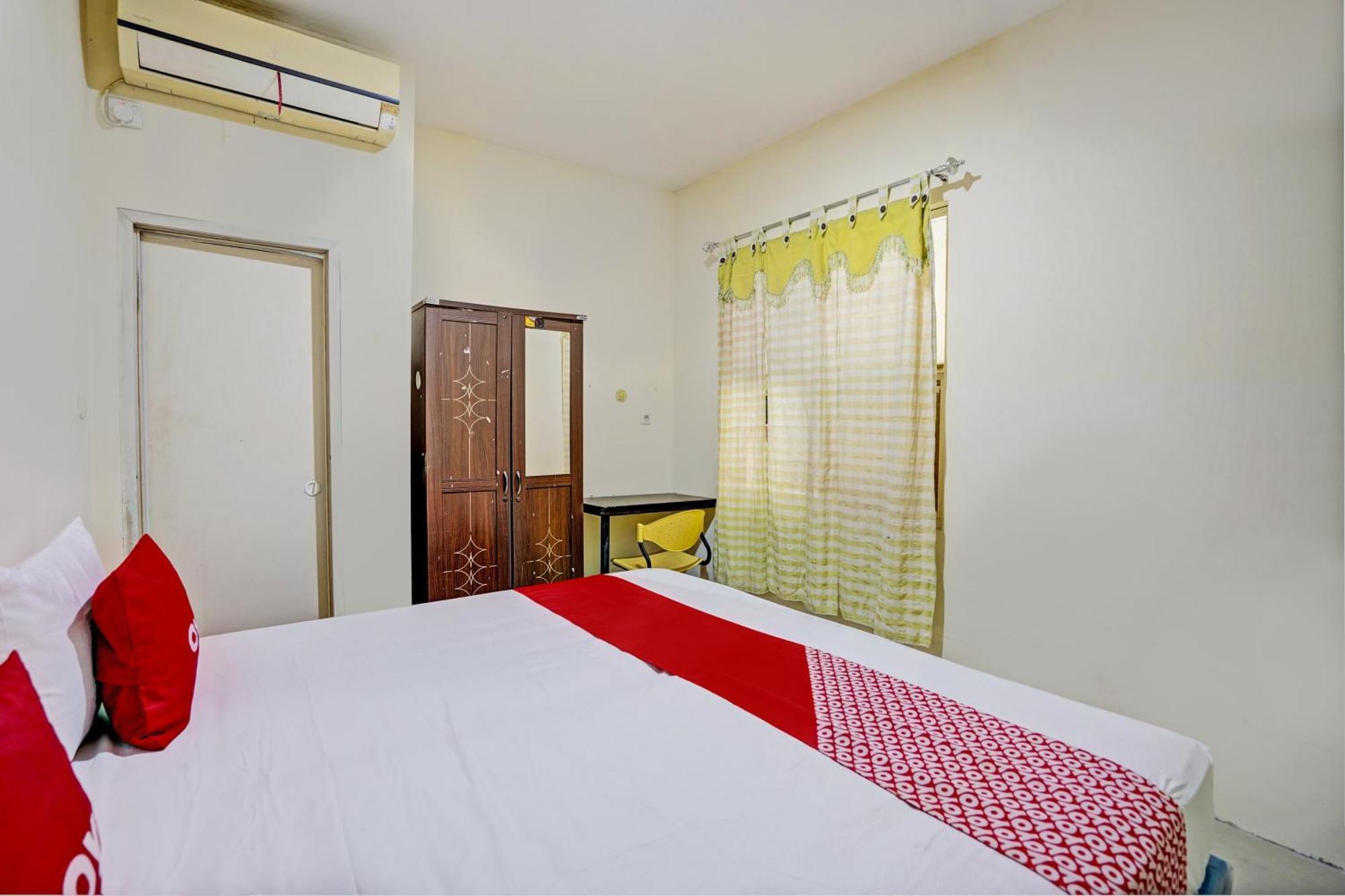 Oyo 93112 Garden Homestay 3 Merlion Surabaya Dış mekan fotoğraf