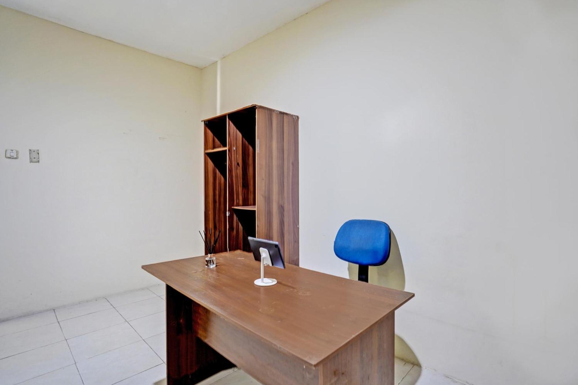 Oyo 93112 Garden Homestay 3 Merlion Surabaya Dış mekan fotoğraf