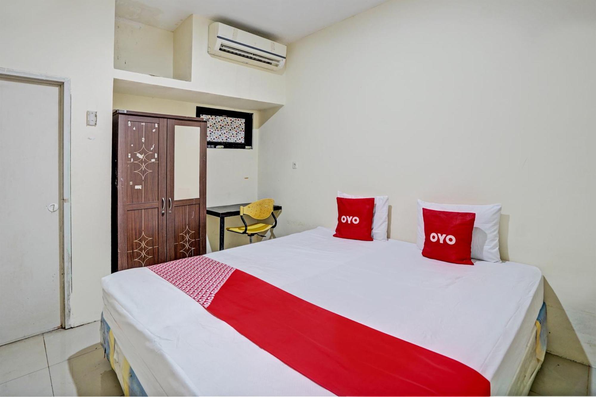 Oyo 93112 Garden Homestay 3 Merlion Surabaya Dış mekan fotoğraf