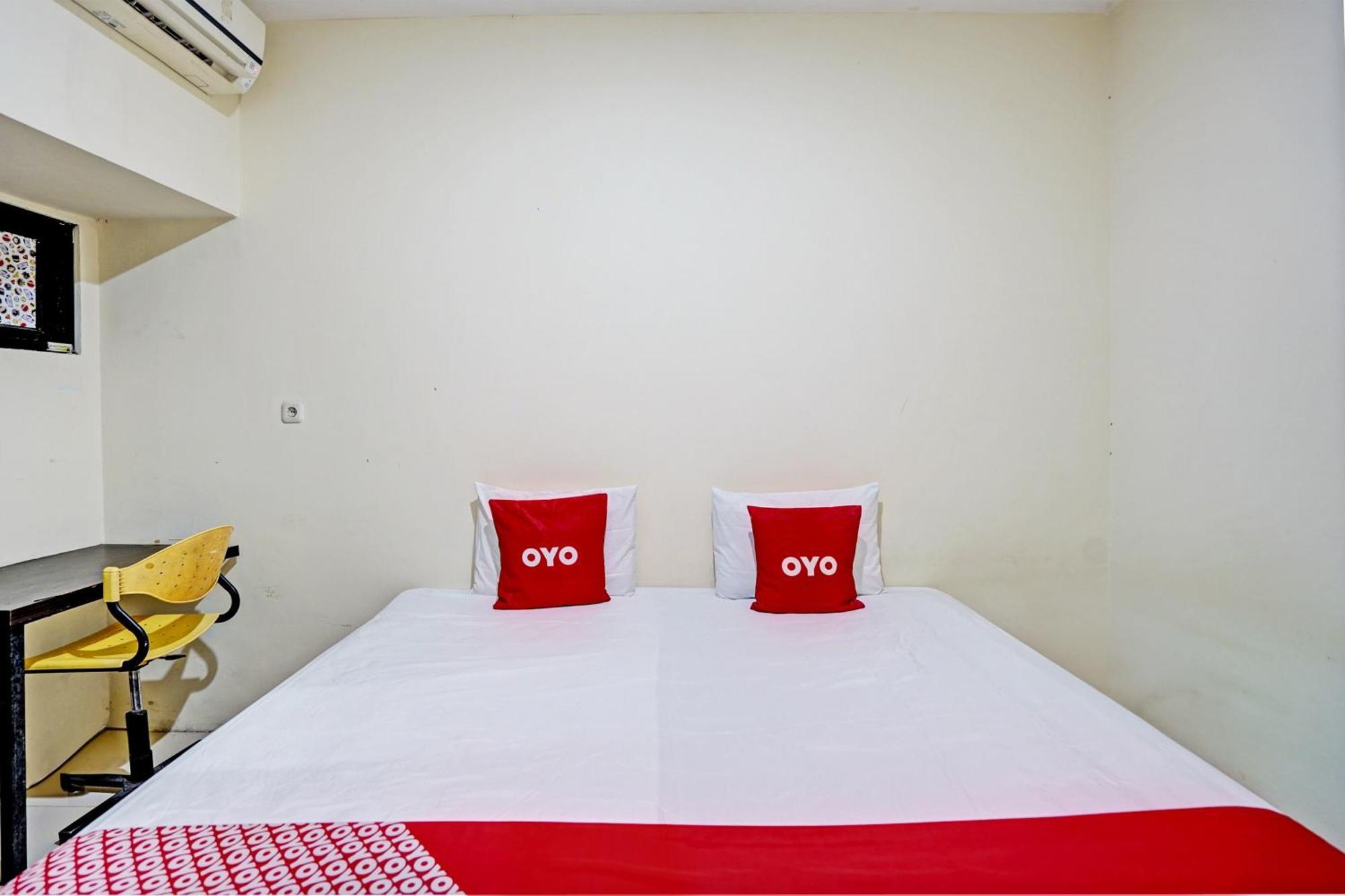 Oyo 93112 Garden Homestay 3 Merlion Surabaya Dış mekan fotoğraf