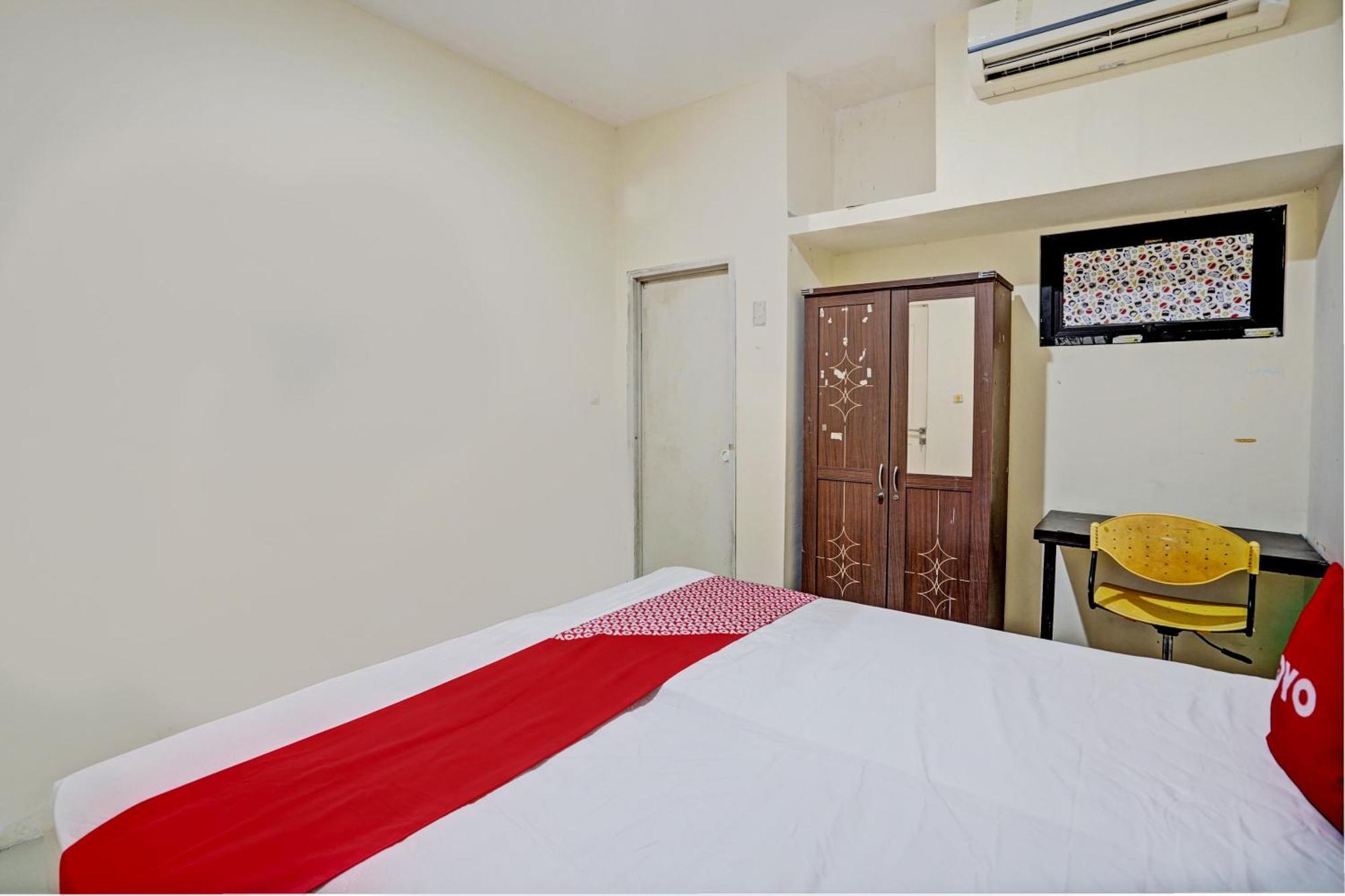 Oyo 93112 Garden Homestay 3 Merlion Surabaya Dış mekan fotoğraf