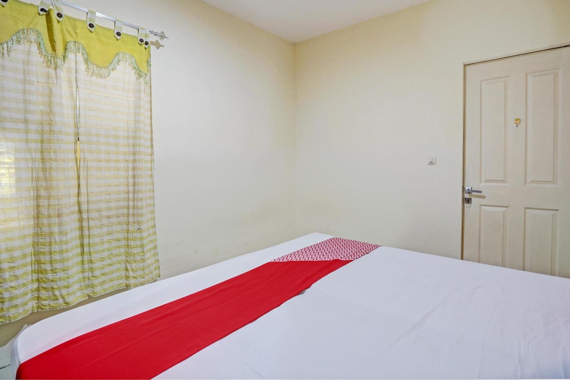 Oyo 93112 Garden Homestay 3 Merlion Surabaya Dış mekan fotoğraf